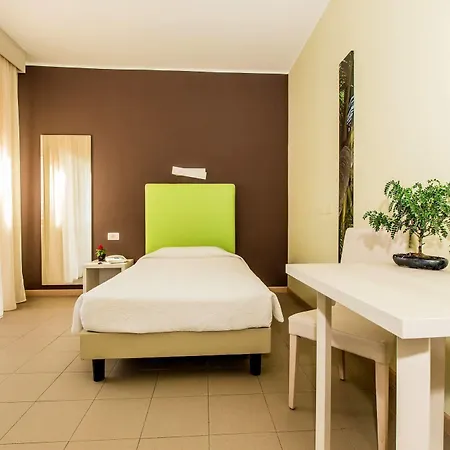Ulivi E Palme Hotel 3*