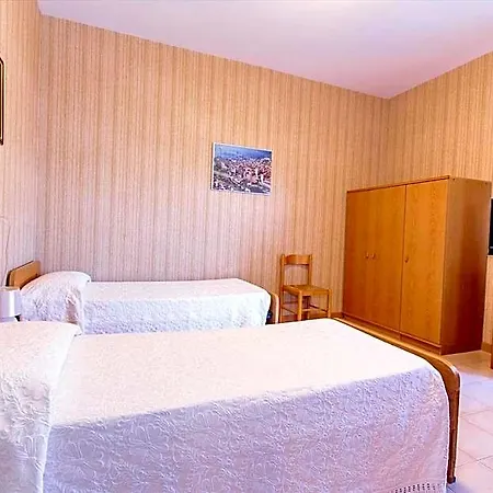 Ulivi E Palme 3*